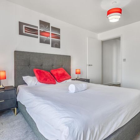 Luxury 2 Bedroom Apartment, On Broad Street! 伯明翰 外观 照片