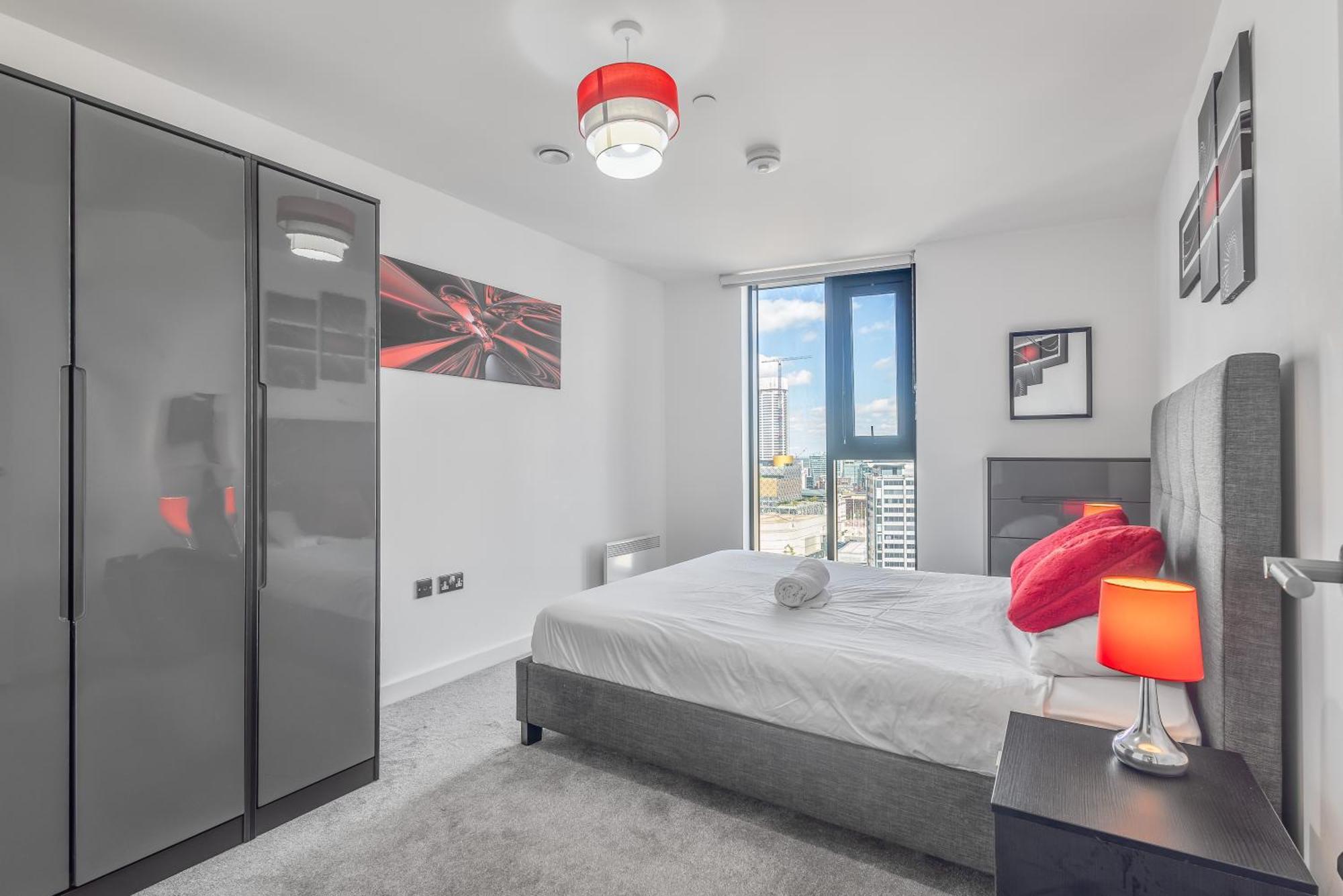 Luxury 2 Bedroom Apartment, On Broad Street! 伯明翰 外观 照片
