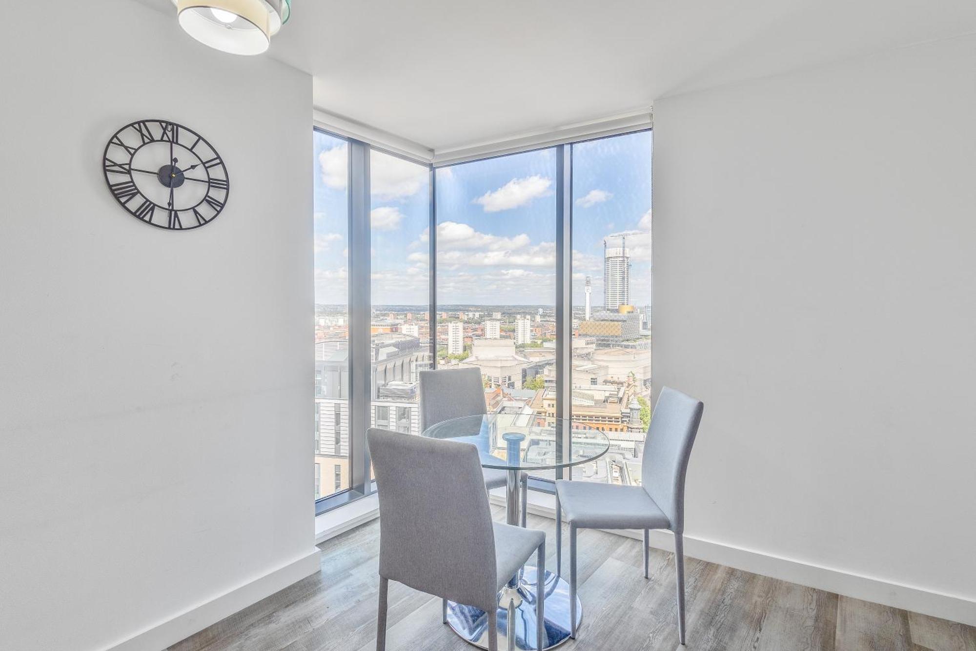 Luxury 2 Bedroom Apartment, On Broad Street! 伯明翰 外观 照片